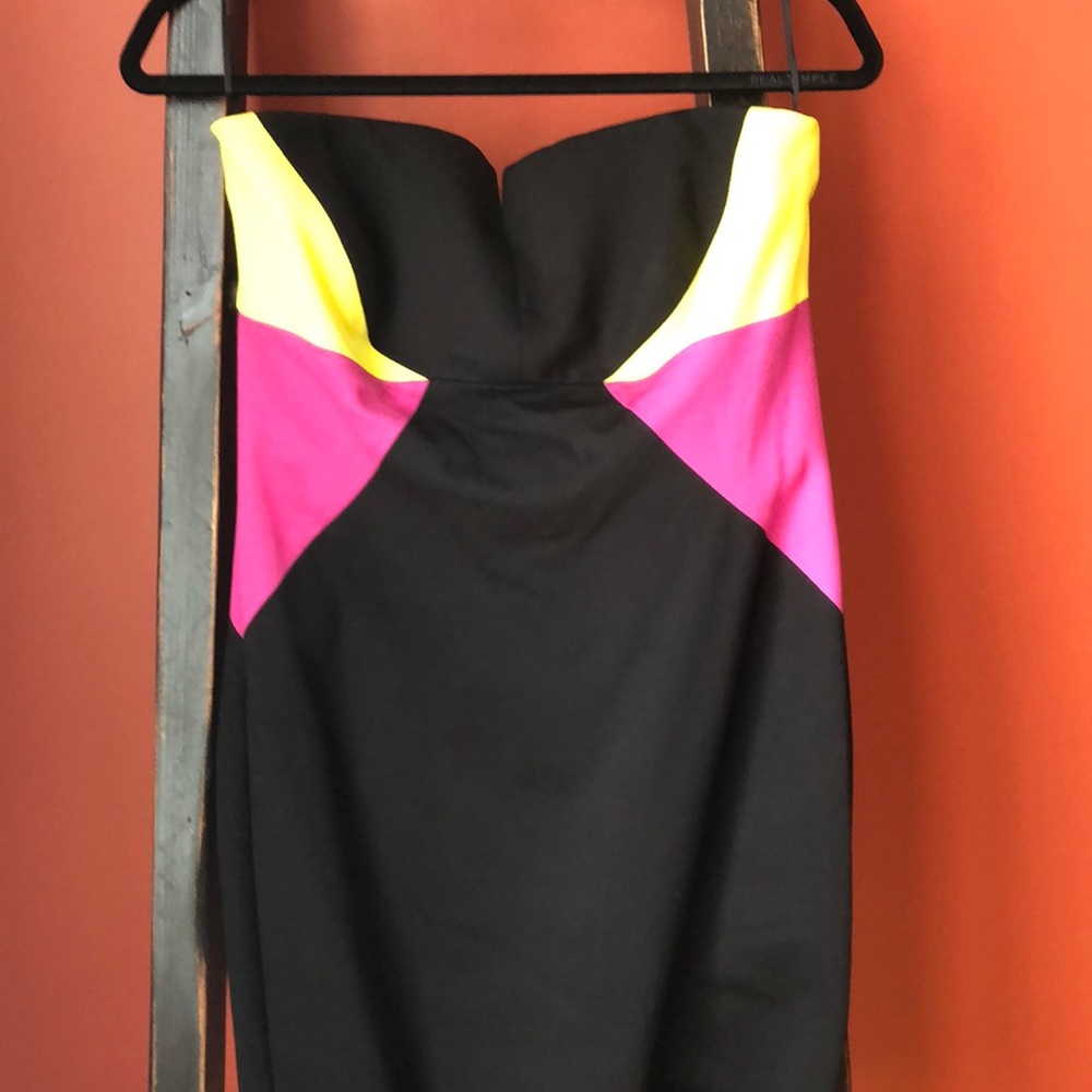 Trina Turk strapless multicolored dress size 12.